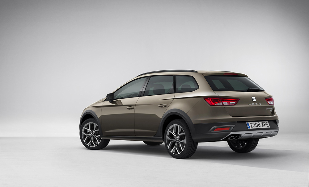 Leon X-perience rear three quarter resized