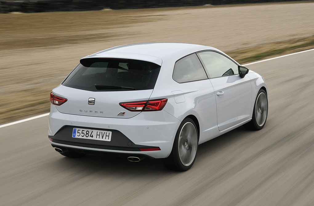 Seat Leon Cupra 2014 rear