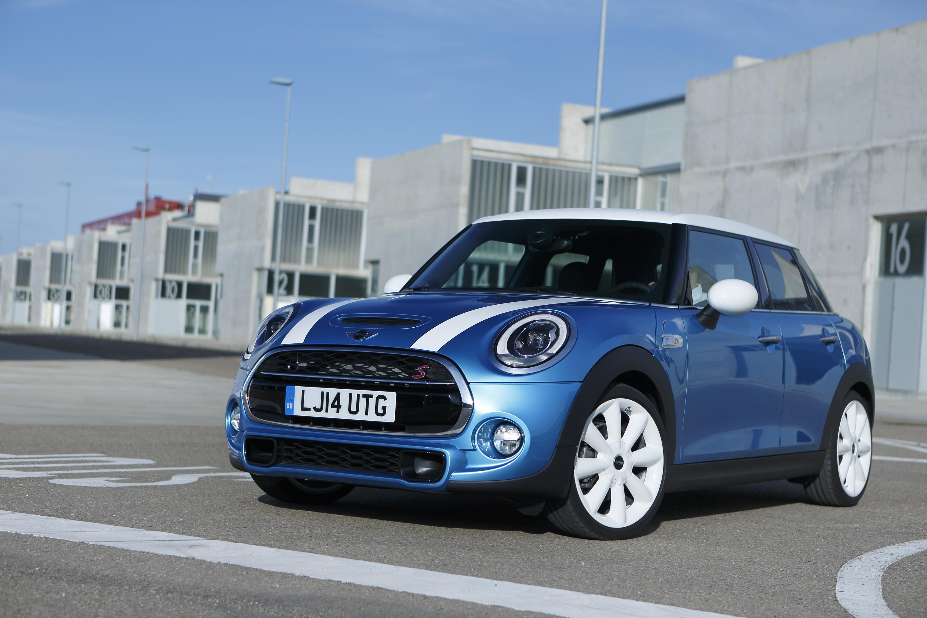 Mini unveils longer, roomier and more practical 5-door hatch