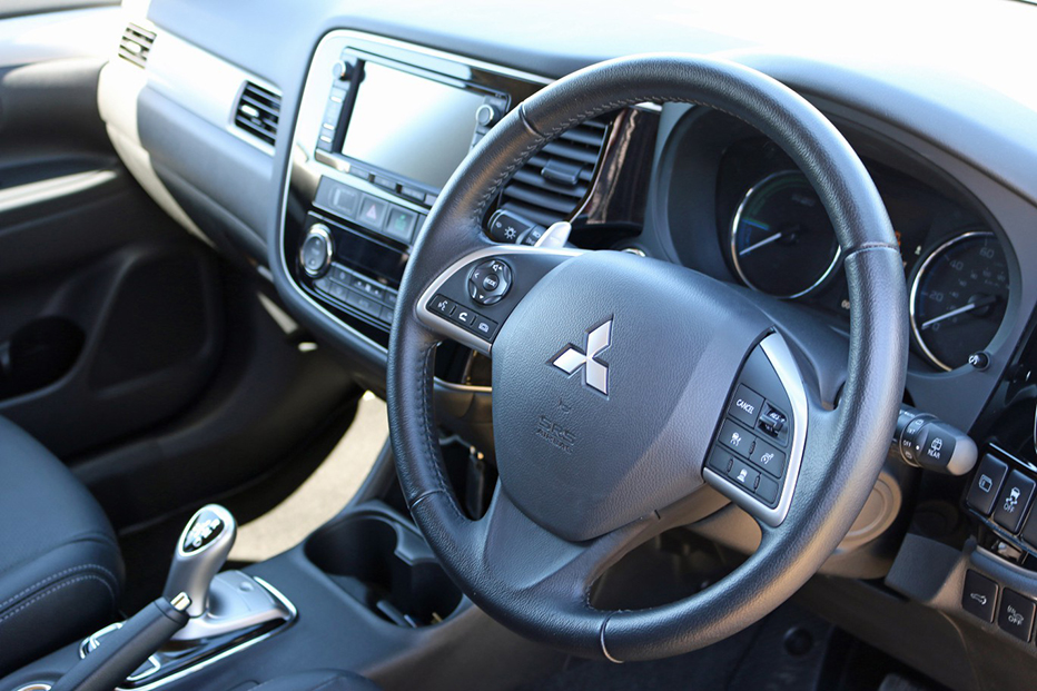 Mitsubishi interior