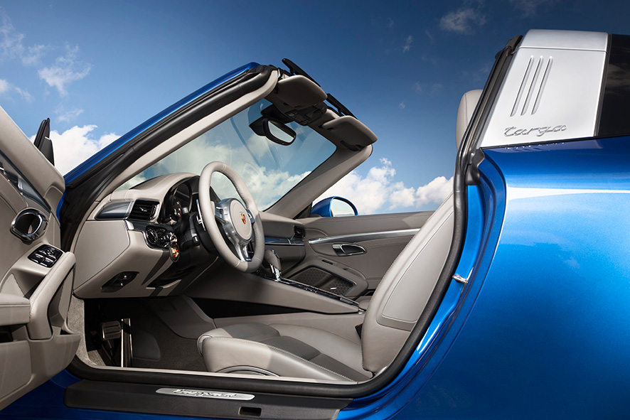 Porsche 911 Targa interior