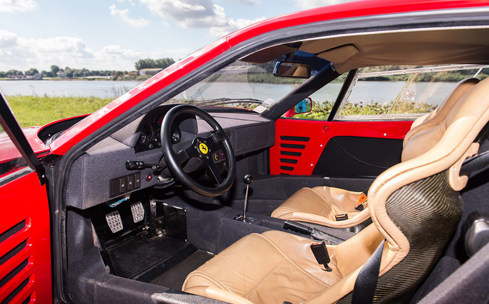 Mansell F40 cabin