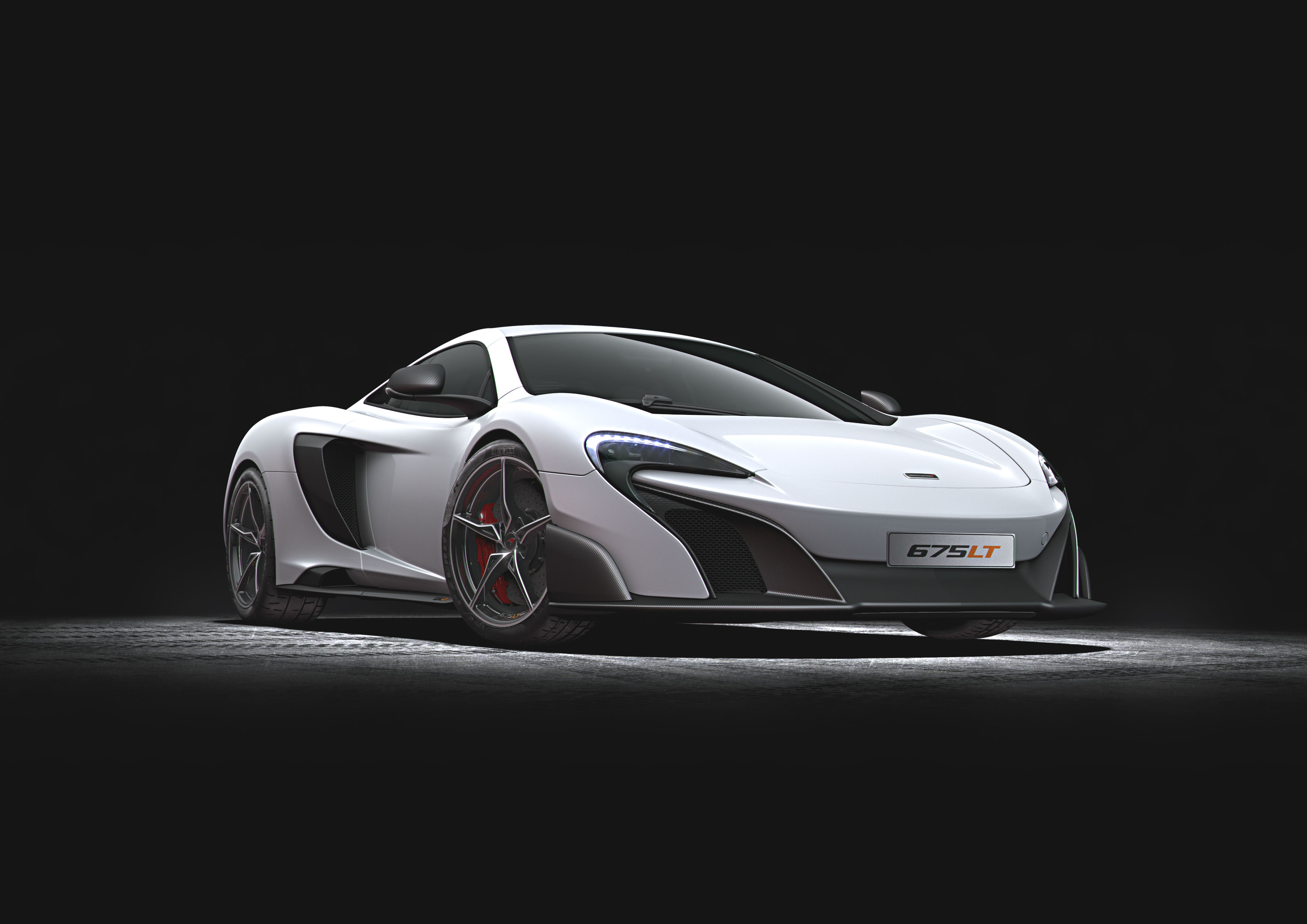 McLaren 675LT front view