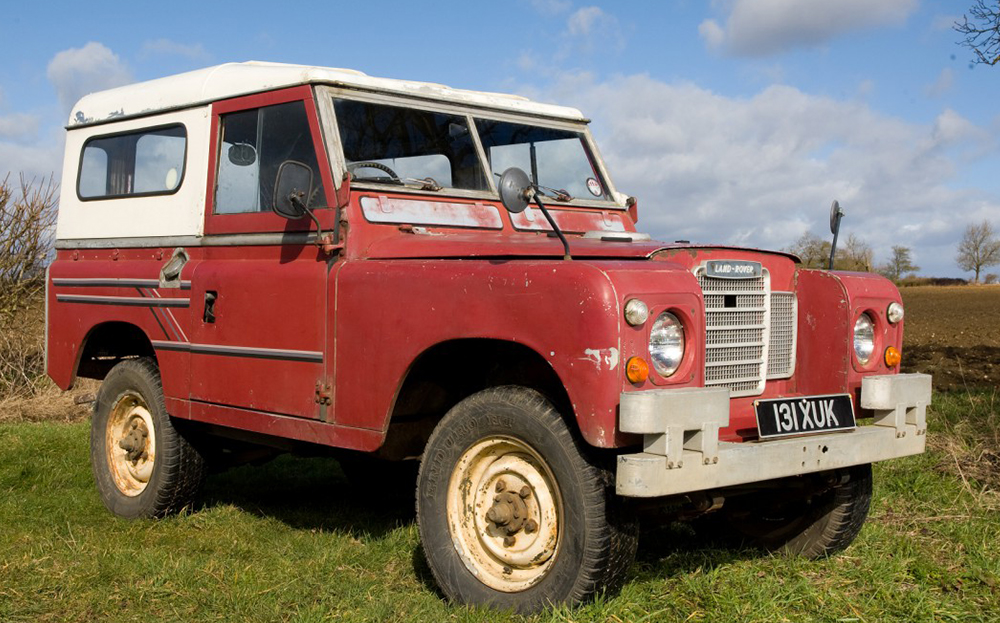 Me and classic motor: Land Rover Series IIA 