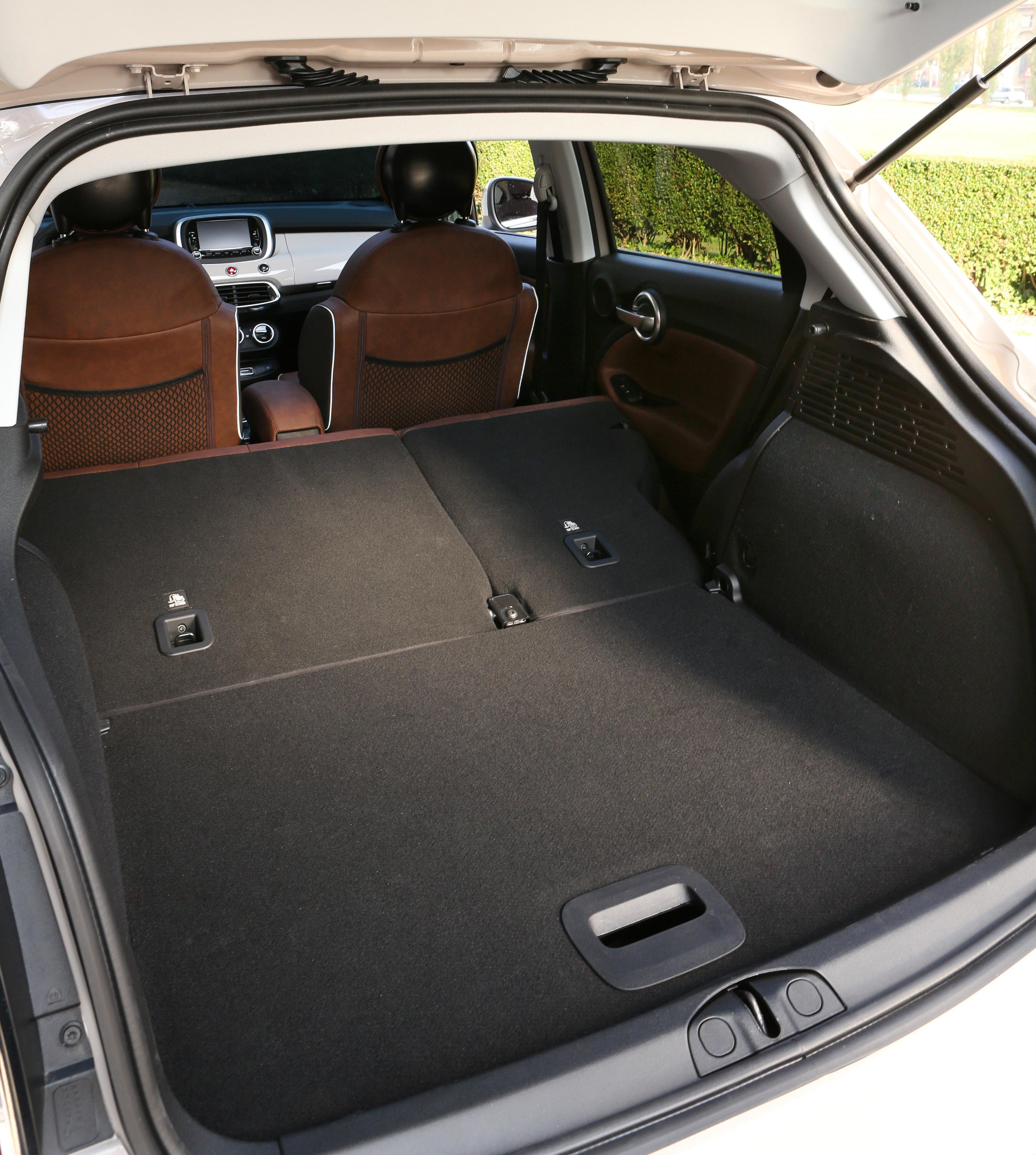 Fiat 500X boot space is 350-litres