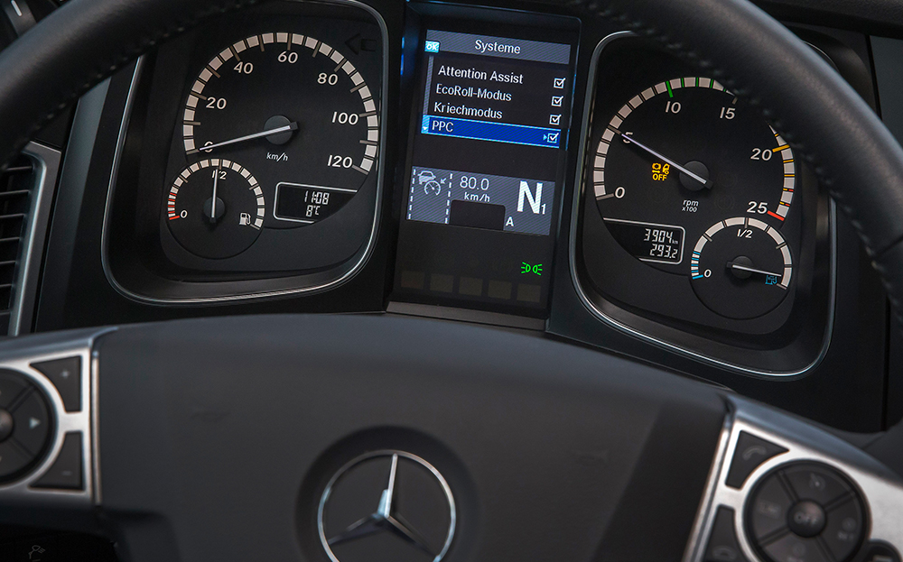 Mercedes Predictive Powertrain Control coming to cars to cut fuel