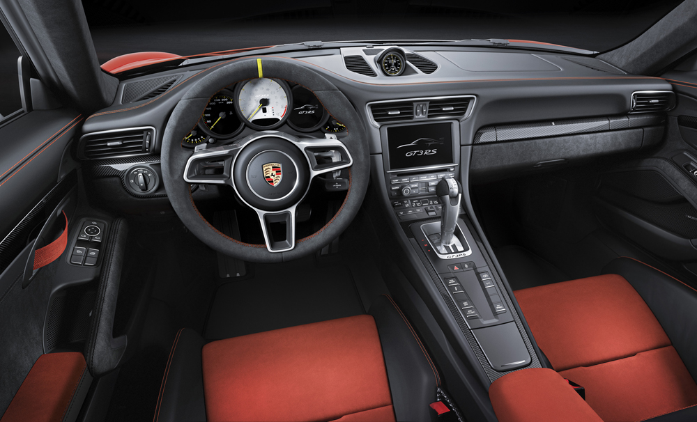 Porsche 911 GT3 RS interior