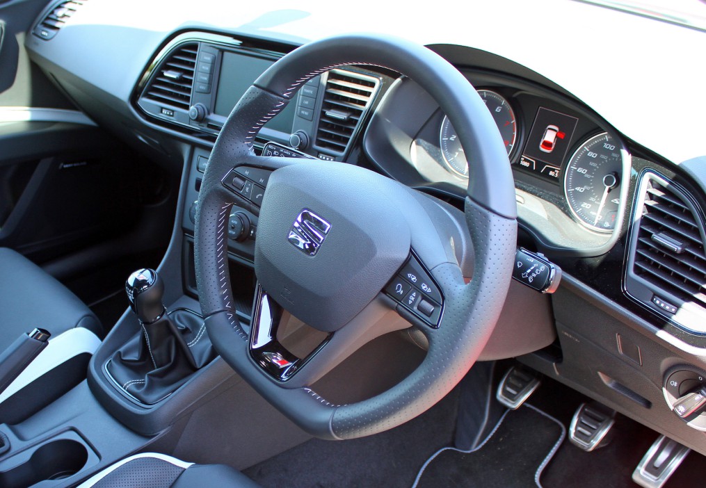 Seat Leon Cupra 280 interior