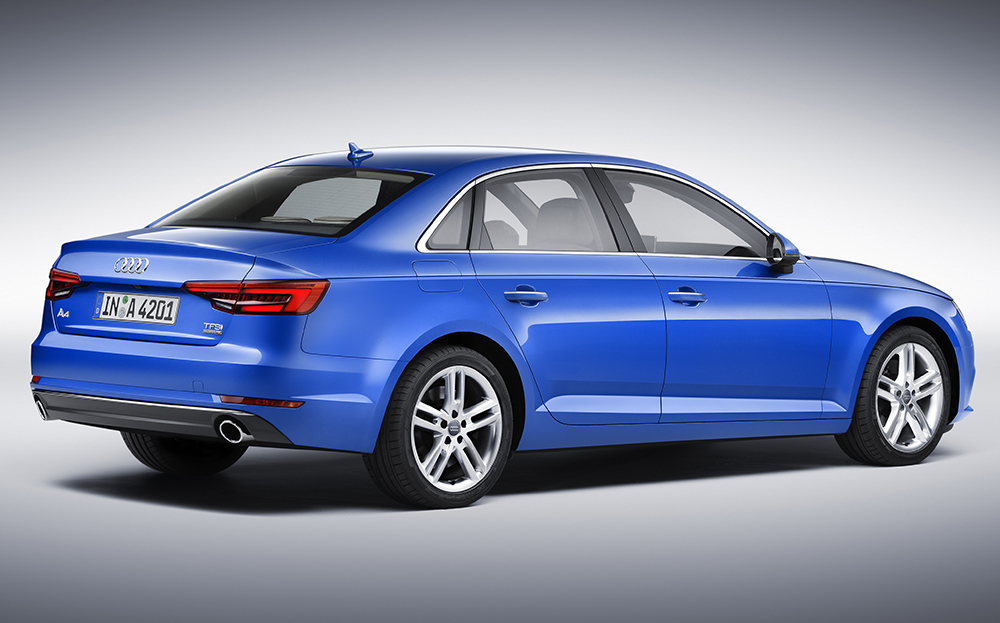 2015 Audi A4 rear three-quarters