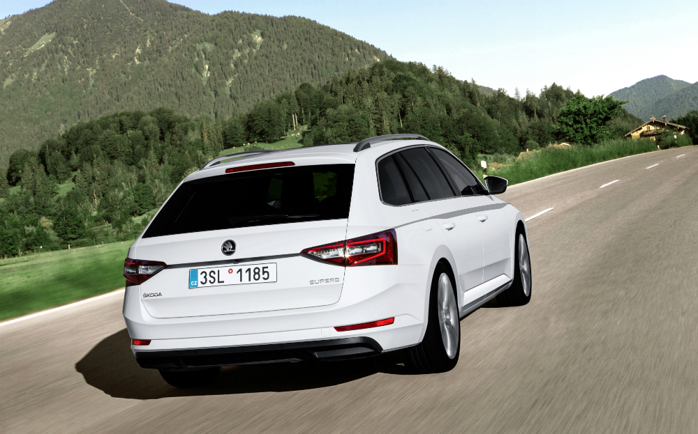 Skoda Superb Estate 2016 review