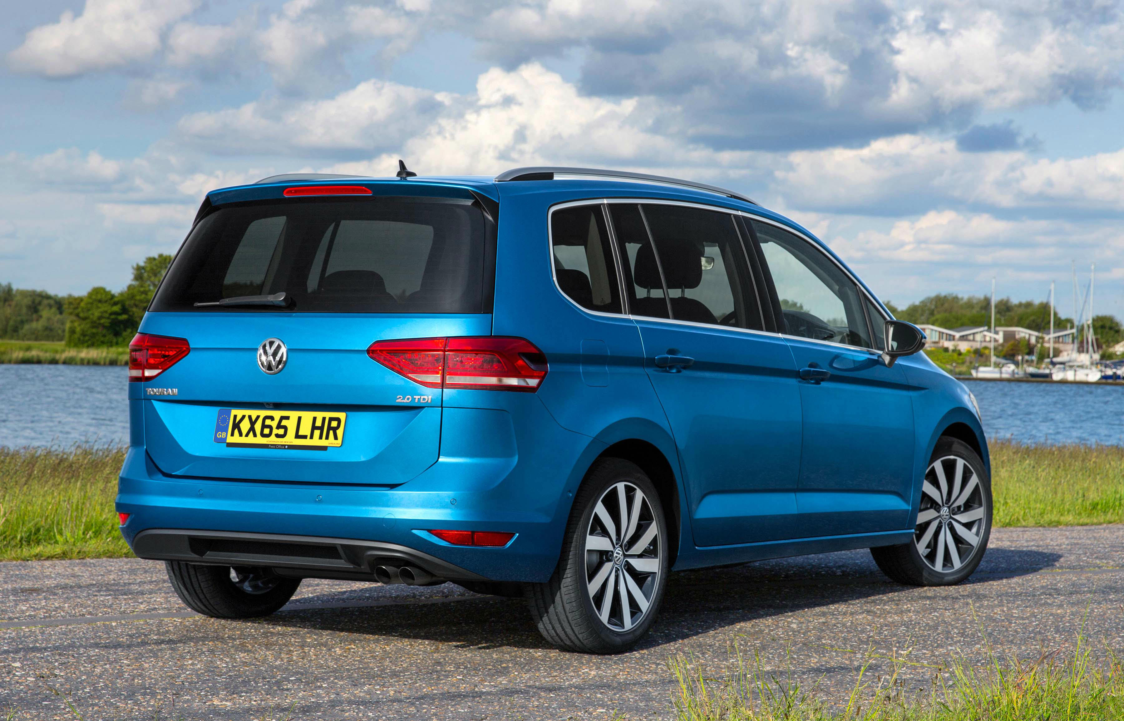 Review of the 2016 VW Touran