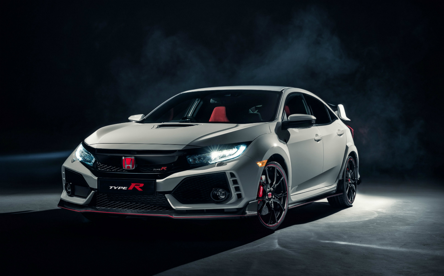 2017 Honda Civic Type-R: Japanese engineers tame its wild streak