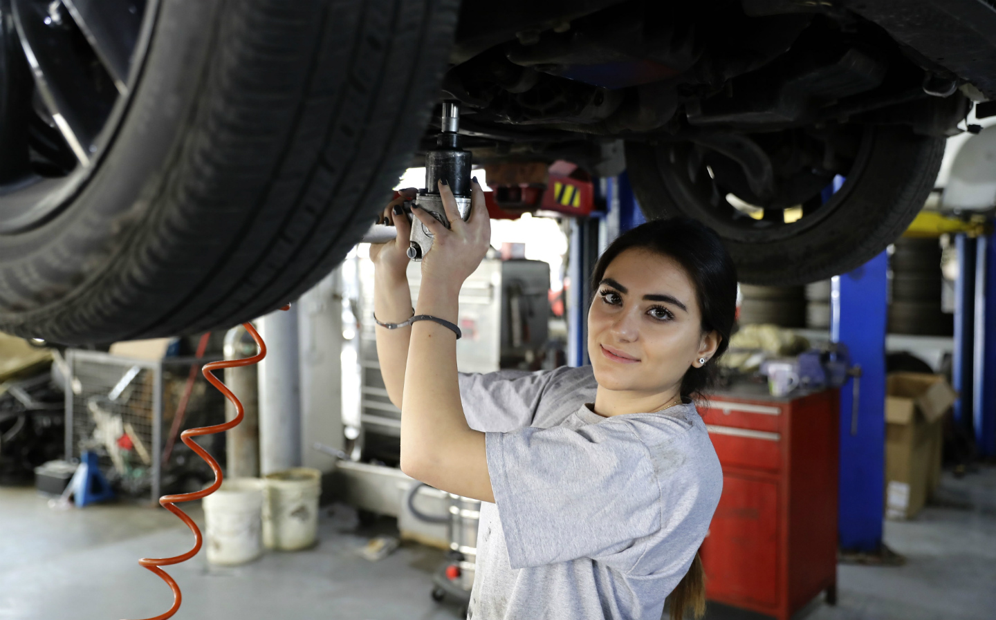 What spanners: older drivers nervous of DIY wasting £390m on car repairs