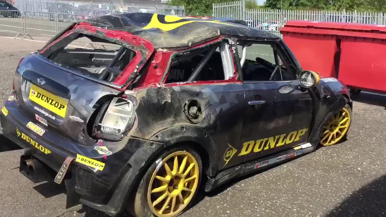 James Mills journalist huge crash and rolls / flips video at Mini Challenge race practice during 2018 DTM meeting at Brands Hatch