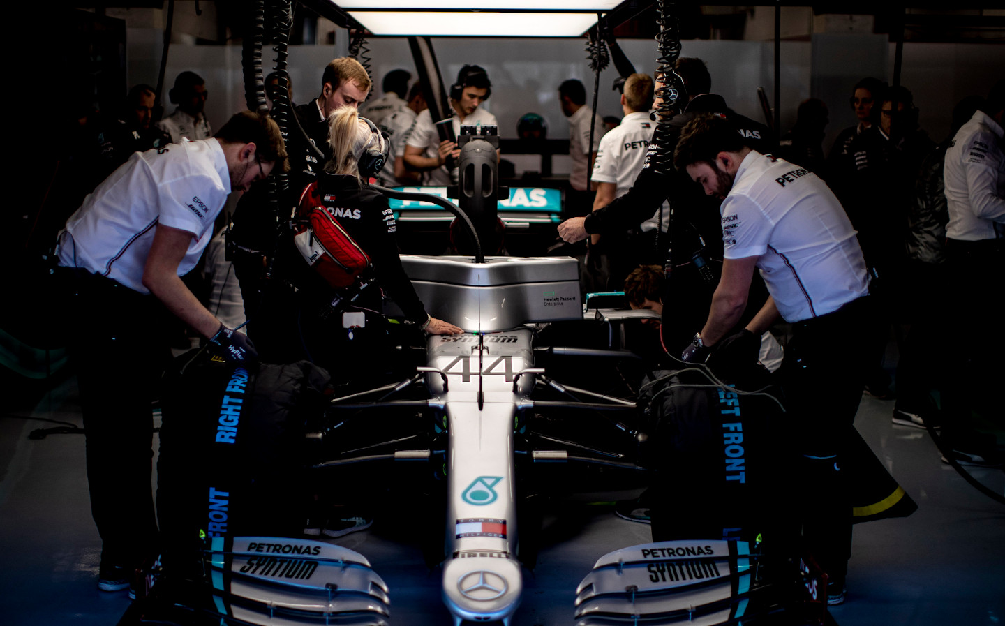 Coronavirus: Mercedes produces breathing aid with UCL