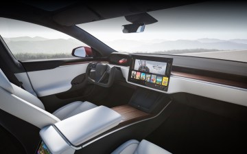 Tesla Model S and Model X receive 1,000bhp+ Plaid variants and interior upgrades