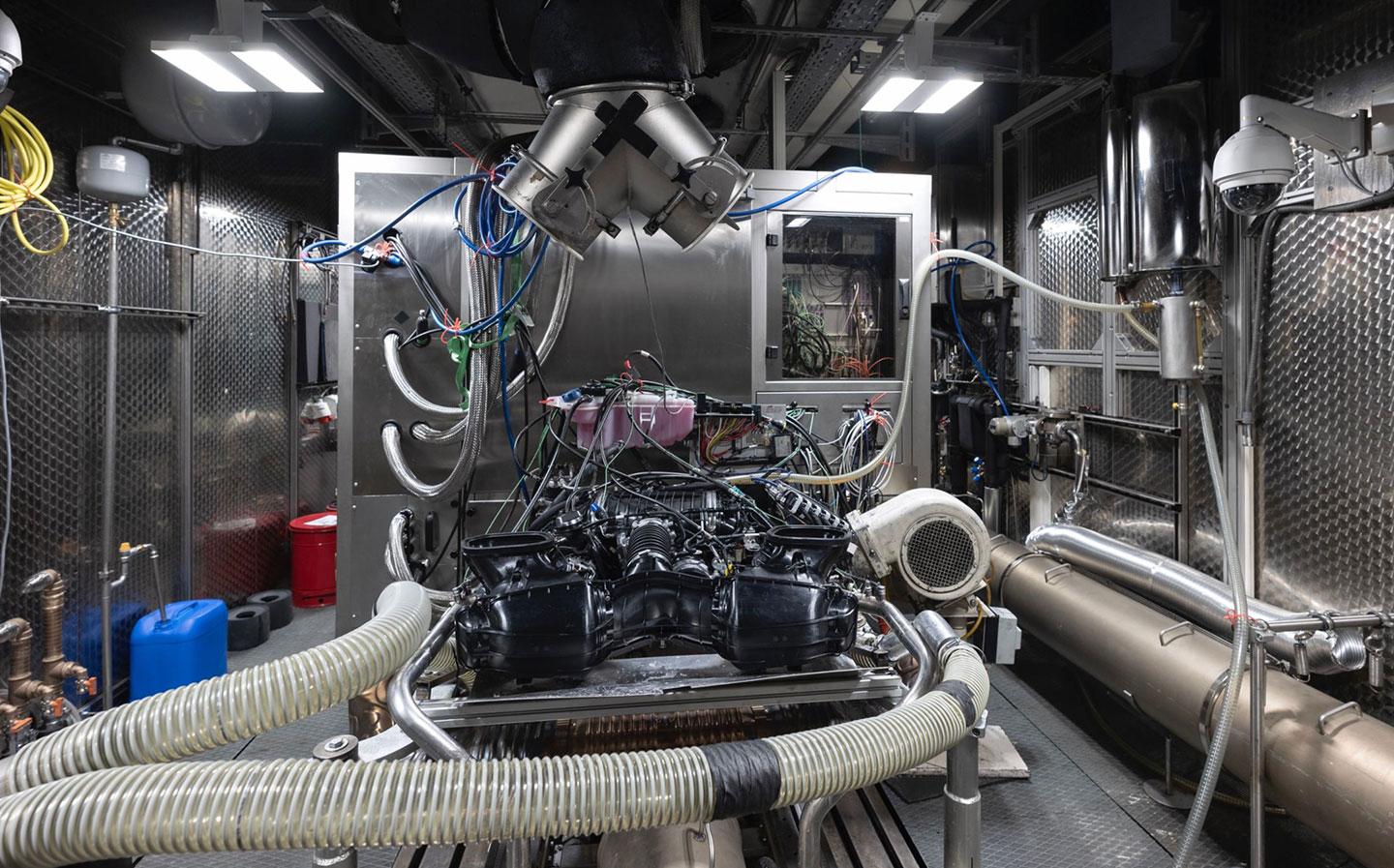 Engine dyno testing - 992 Porsche 911 GT3 review by Will Dron for Sunday Times Driving.co.uk