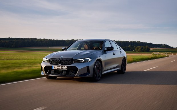 2023 BMW M340i xDrive saloon