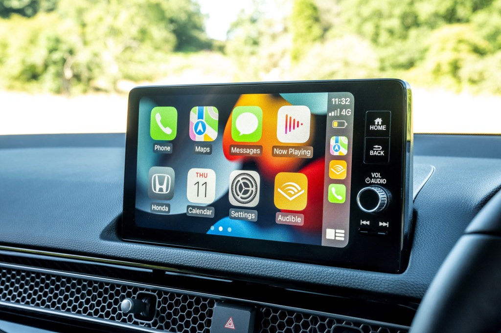 2022 Honda Civic e:HEV Apple Carplay