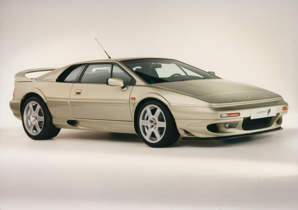 Lotus Esprit V8