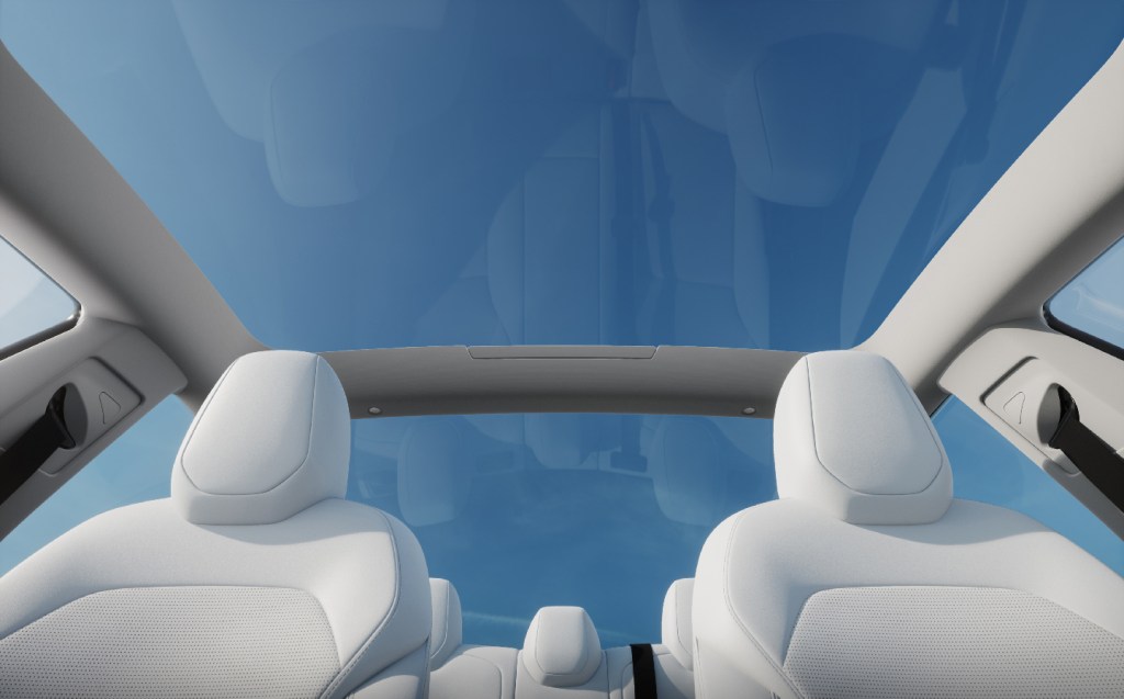 2024 Tesla Model 3 panoramic glass roof