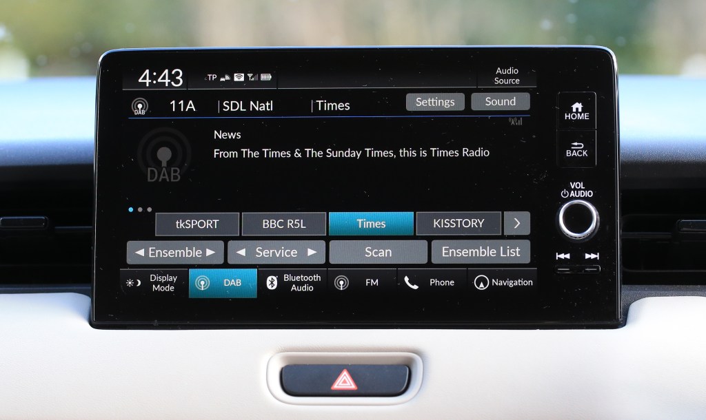 Honda HR-V radio display